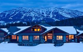 Pinnacle Ridge Chalets By Fernie Lodging Co